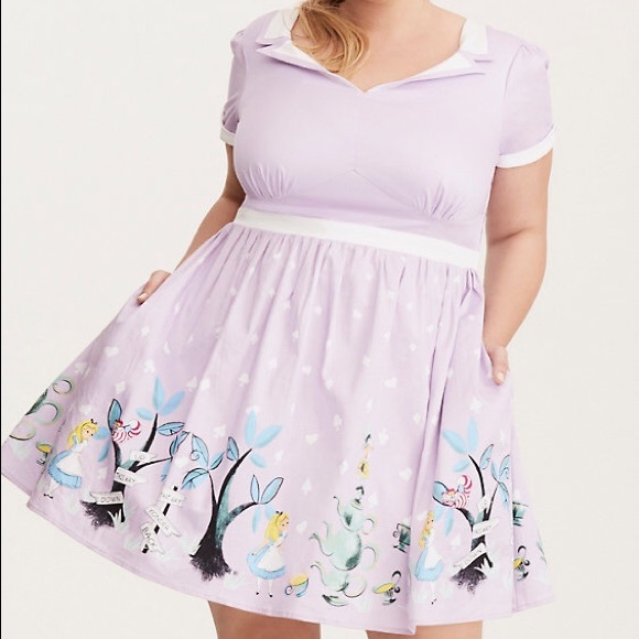 alice in wonderland tea dress